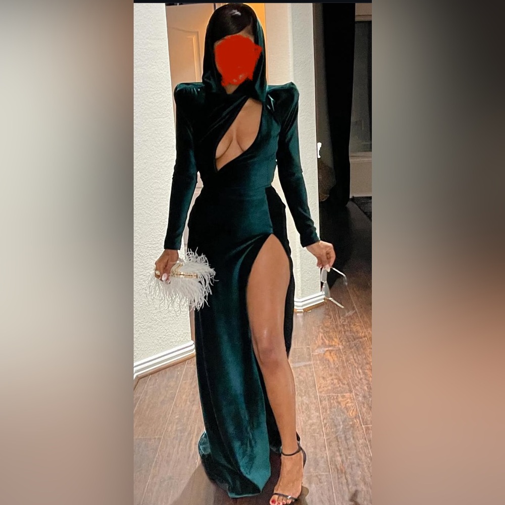 Elegant Green Evening Gown